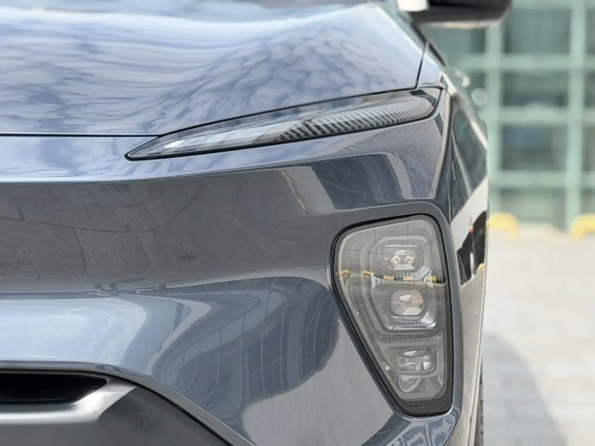 NIO NIO ES8 100kWh Signature Edition