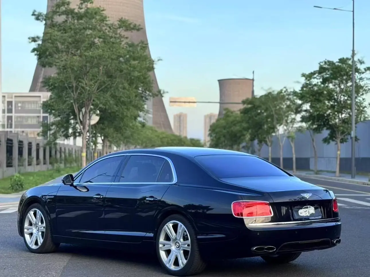 Bentley Flying 4.0T V8 Standard Edition