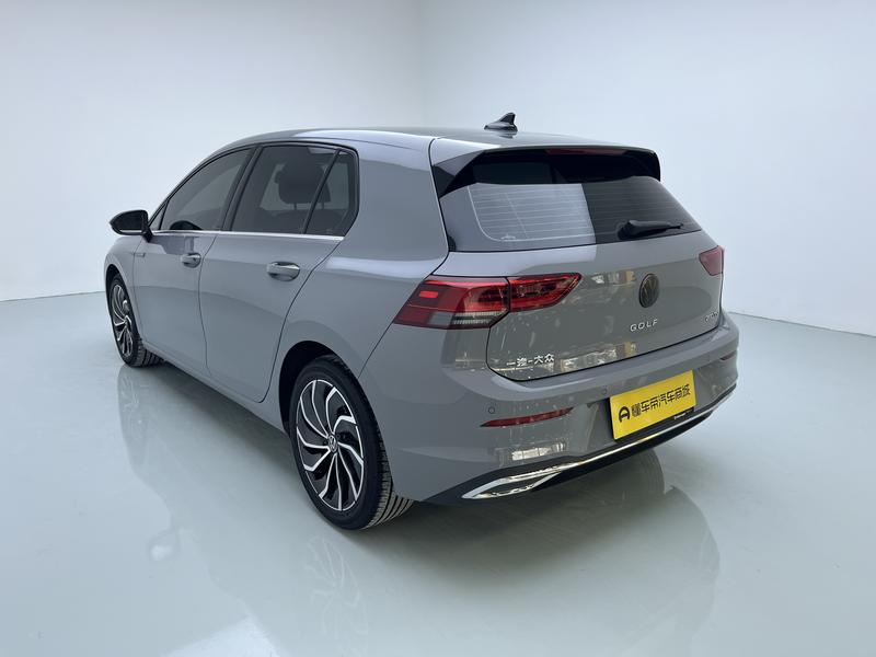 Volkswagen golf 2023