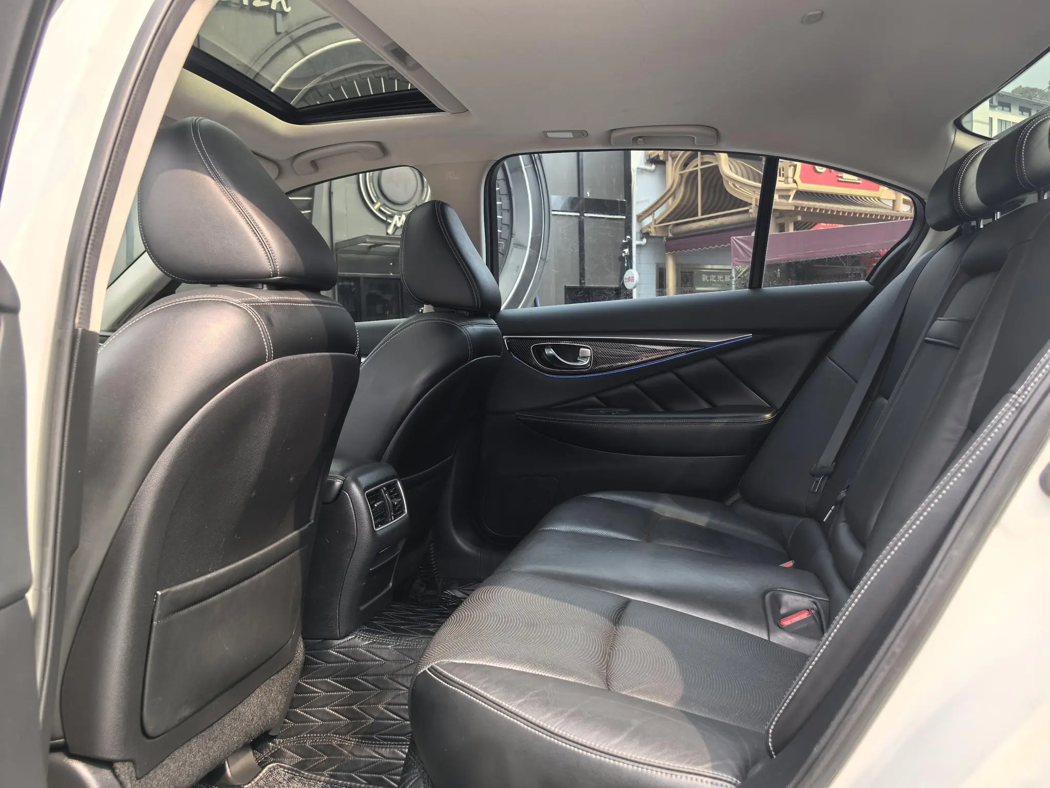 Infiniti Infiniti Q50L 2.0T Premium Version Country VI