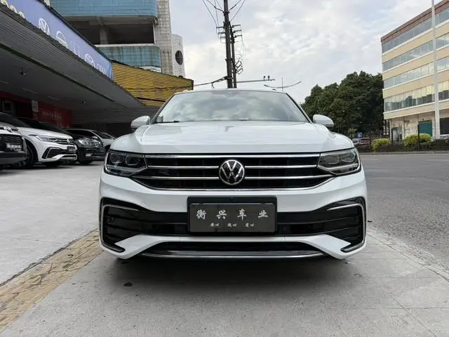 Volkswagen Tiguan L 330TSI two-wheel drive R-Line Premium edition