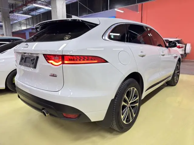 Jaguar Jaguar F-PACE 3.0 SC four-wheel drive R-Sport sports version
