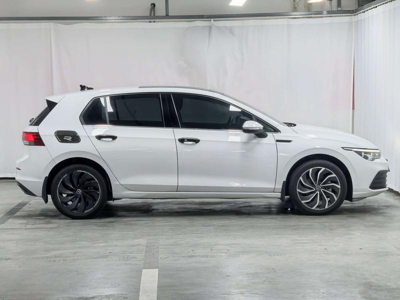 Volkswagen golf 2023
