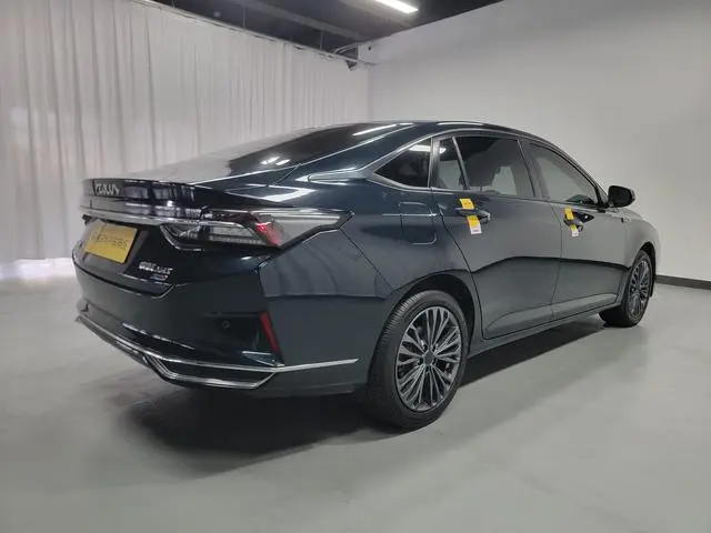 Dongfeng Fengshen Yi Hyun MAX 1.5T Super Power Dad Version