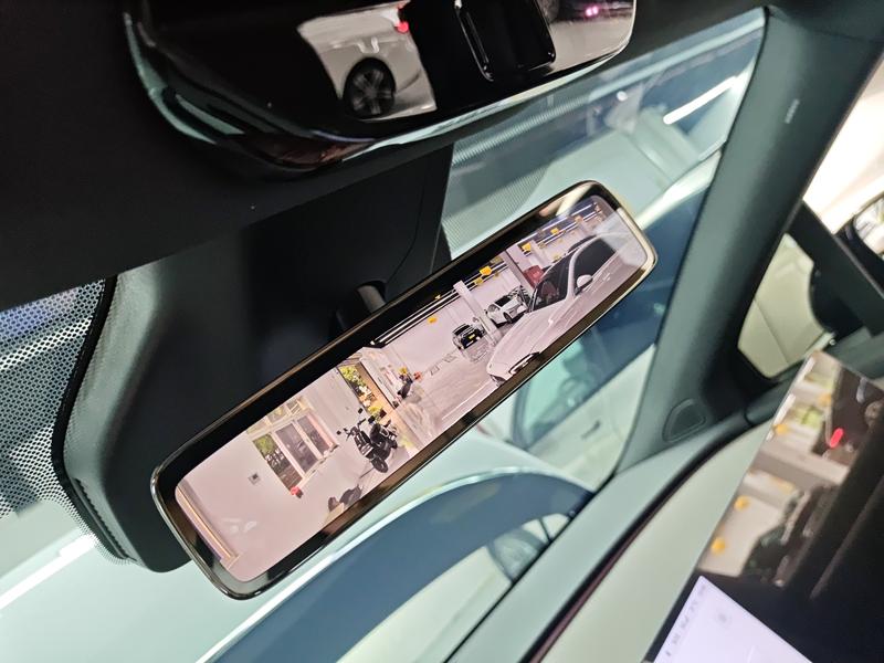 Li Auto Ideal i6 2025