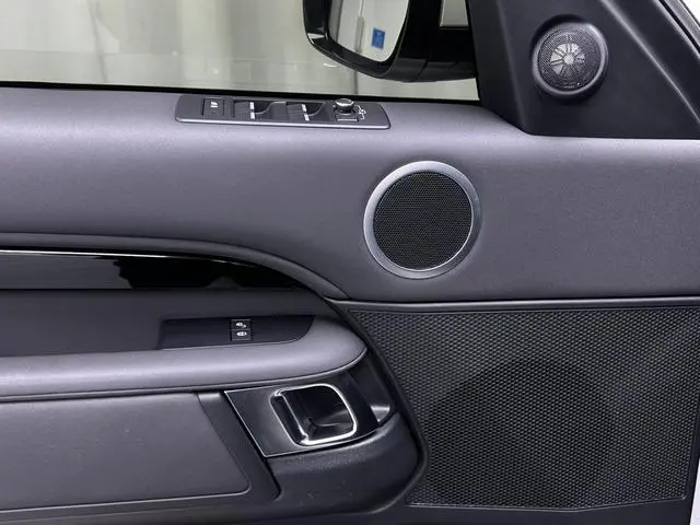 Land Rover discover 3.0 V6 SE