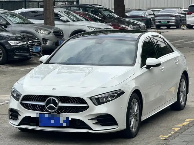 Mercedes-Benz Mercedes-Benz A-class A 200 L sports sedan dynamic Version