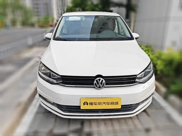 Volkswagen Touran L 280TSI manual fashion Version