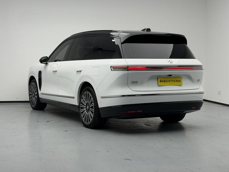 NIO NIO ES8 2026