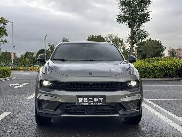 LYNK & CO Lynk 05 2.0TD four-wheel drive Halo