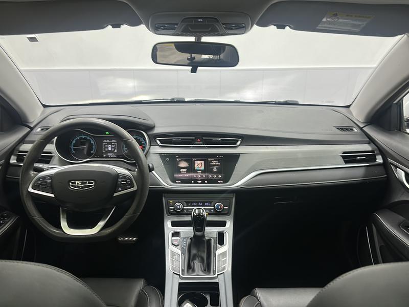 Geely Emgrand 2021