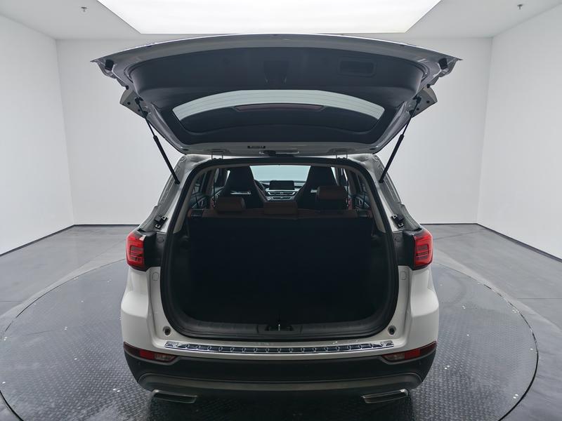 Changan Chang'an CS75 2024