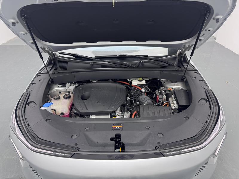 Geely Galaxy Galaxy L7 2024