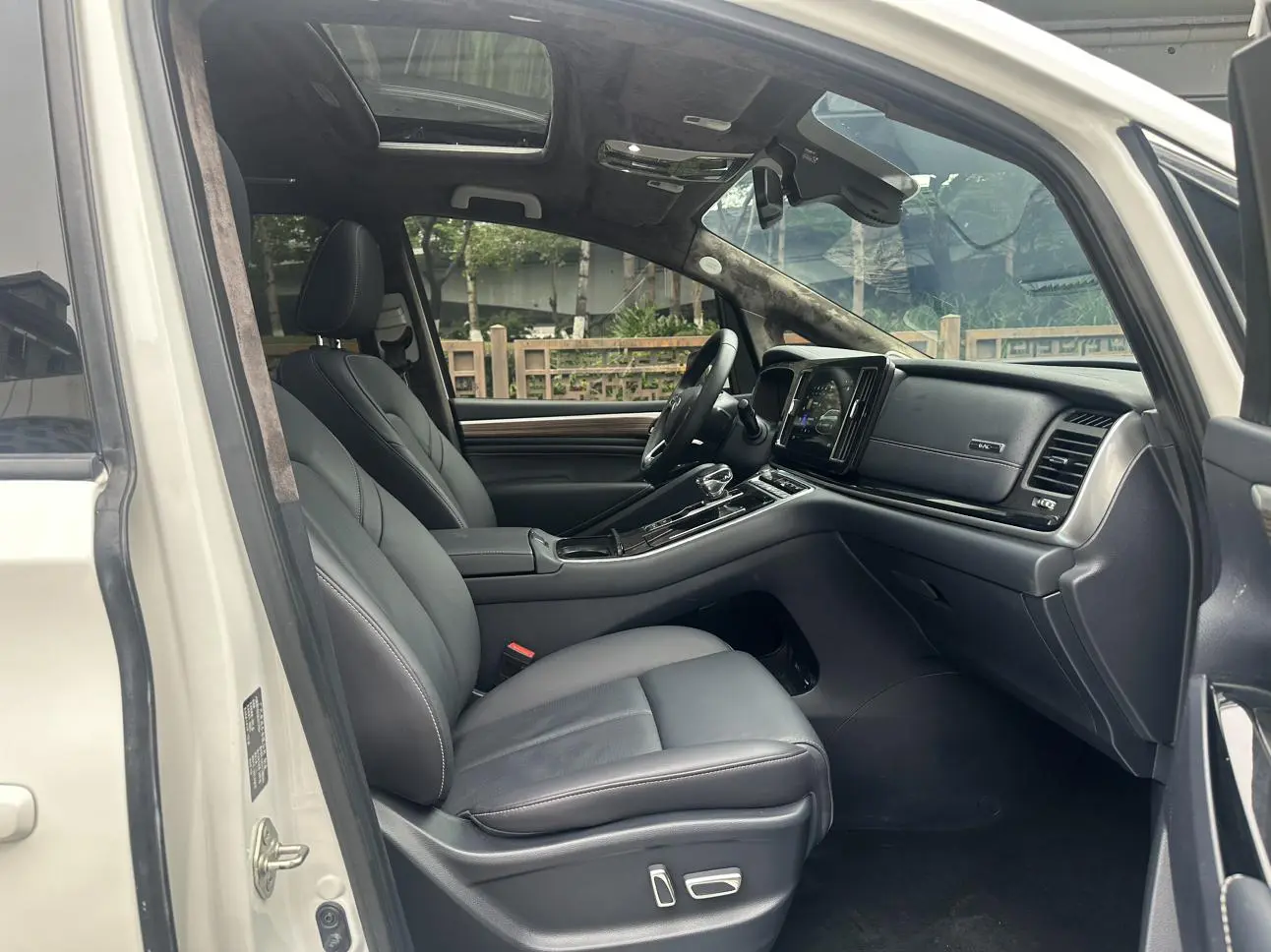 GAC Trumpchi M8 Master Series 390T Extreme Edition