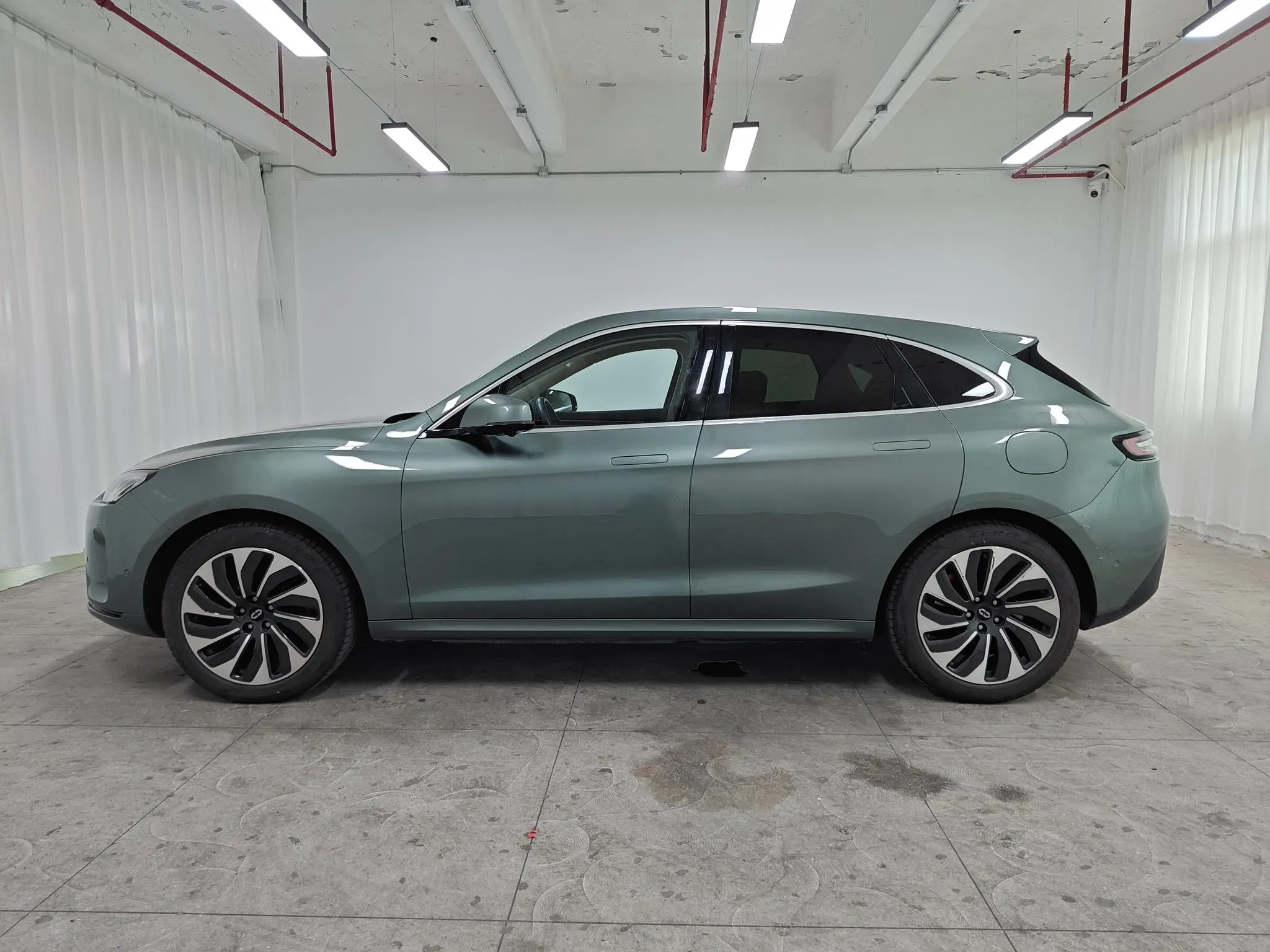 AITO Ask the world M5 Extended range rear drive standard edition