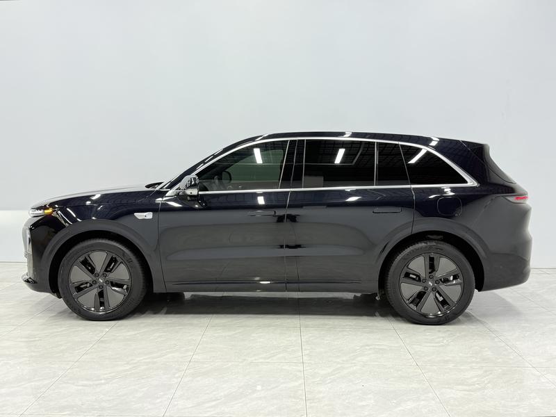 Li Auto Ideal L6 2024
