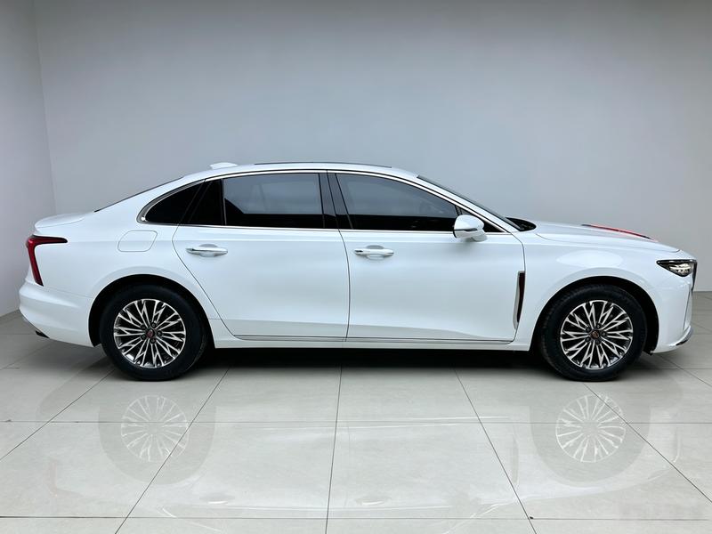 Hongqi Red Flag H5 2024