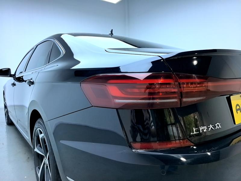 Volkswagen Passat 2025