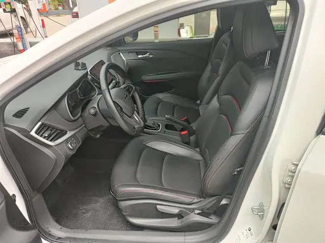 Chevrolet Cruze RS 330T Automatic Fun Version