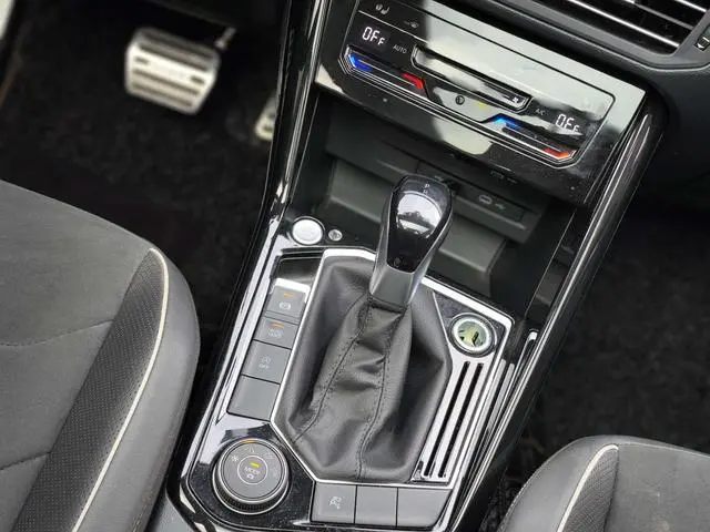 Volkswagen Tanyue 380TSI four-wheel drive luxury Zhilian Edition Pro