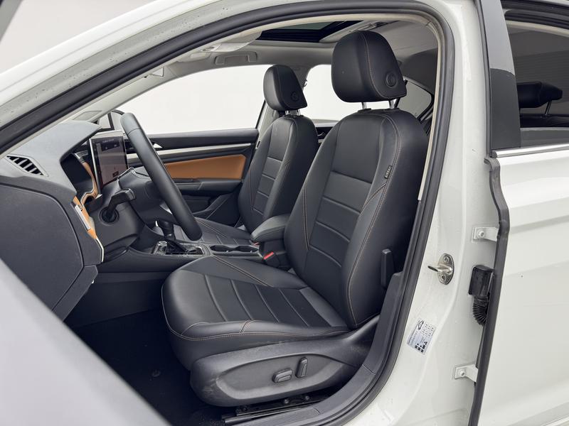Volkswagen Bora 2023