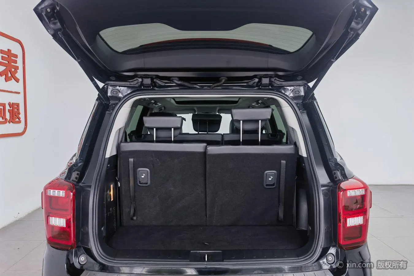 GAC Trumpchi GS8 320T two-wheel drive luxury Zhilian Edition 7 seats