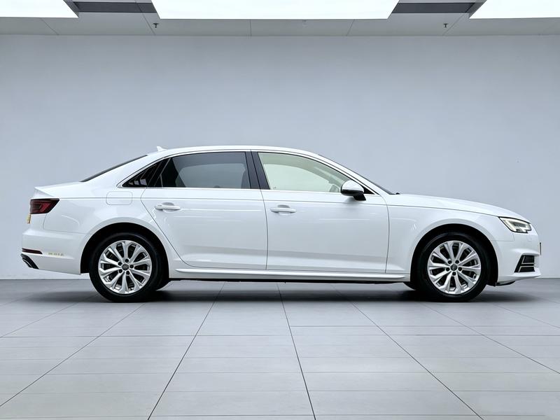 Audi Audi A4L 2019