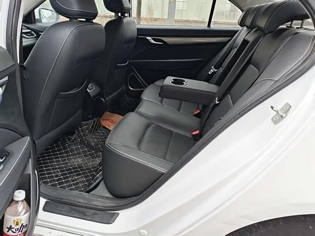 Geely Emgrand Leading version 1.5L manual luxury Country VI