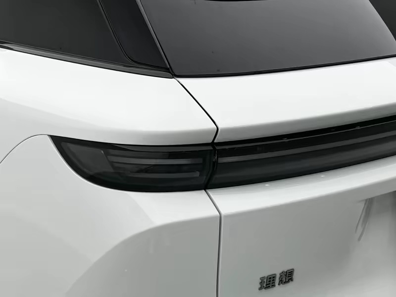 Li Auto Ideal i6 2025