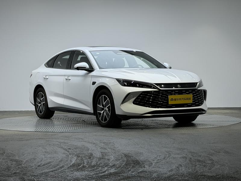 BYD Qin L DM 2025