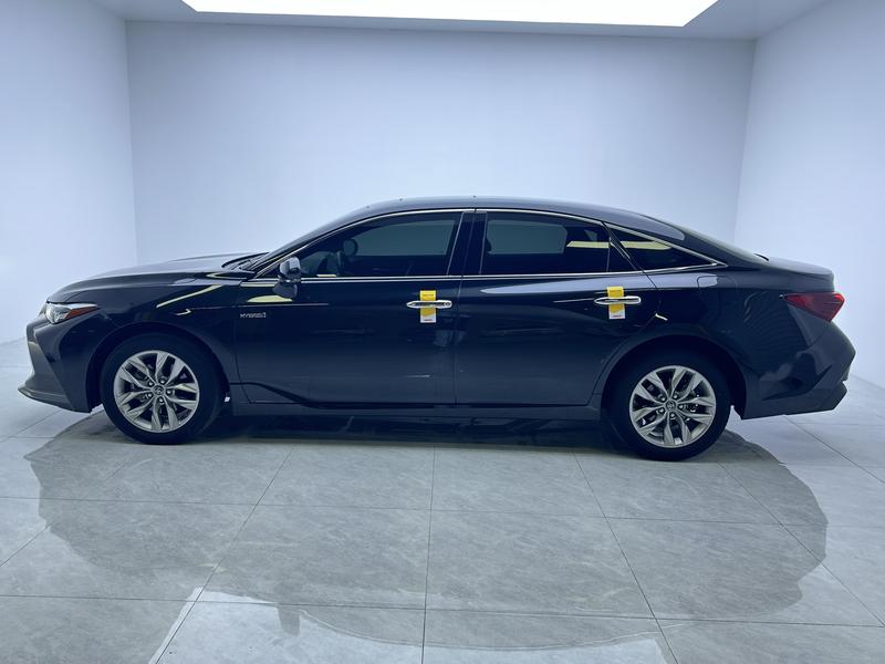 Toyota Asian Dragon 2019