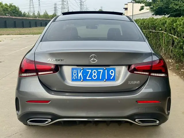 Mercedes-Benz Mercedes-Benz A-class Facelift A 200 L sports sedan fashion type
