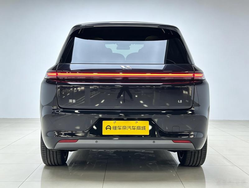 Li Auto Ideal L8 2023