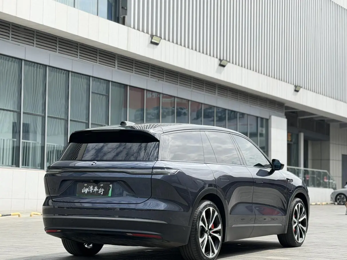 NIO NIO ES8 100kWh Signature Edition