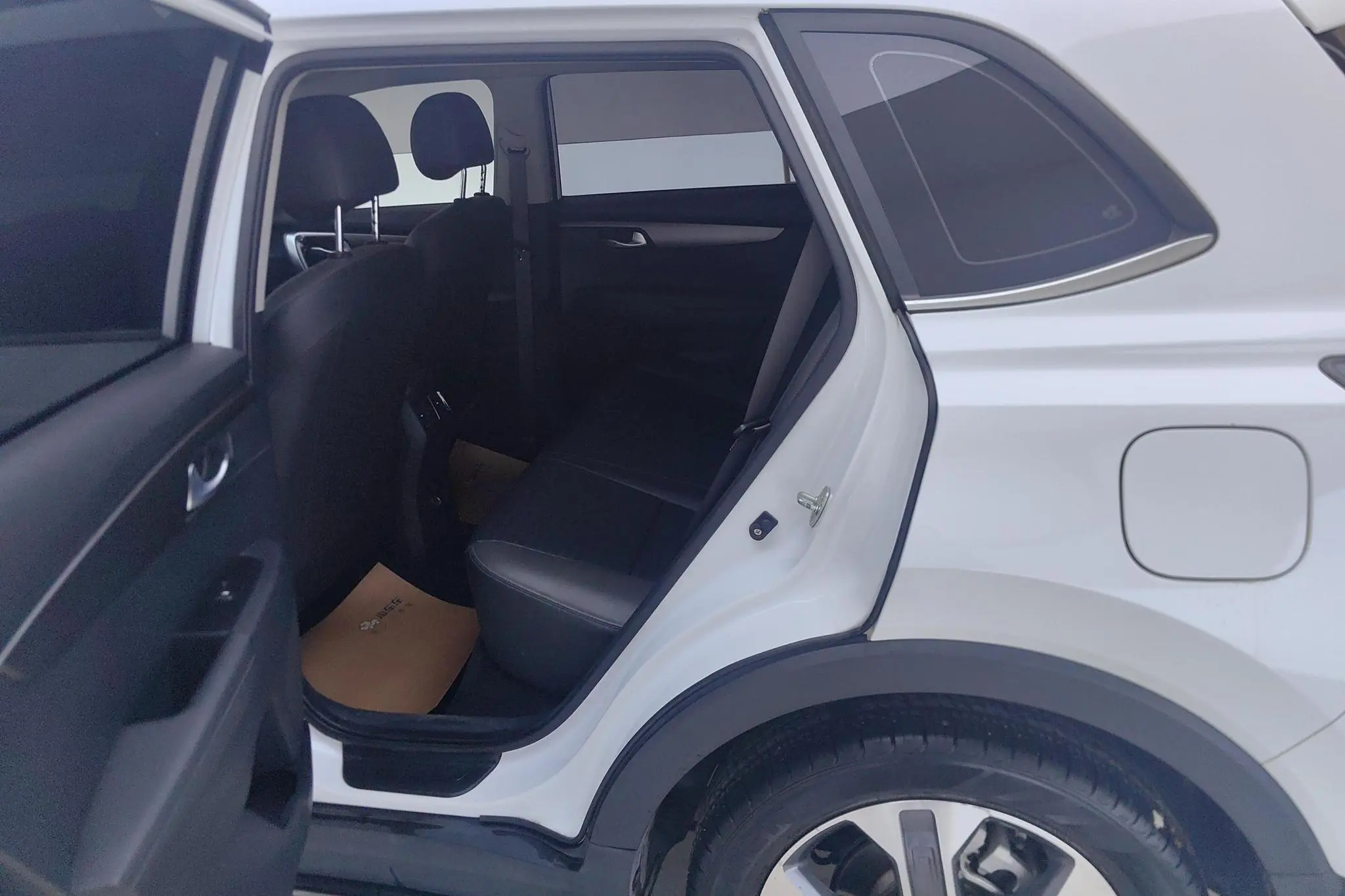 Kia Smart running 2.0L Automatic Smart Enjoy Deluxe Edition Country V