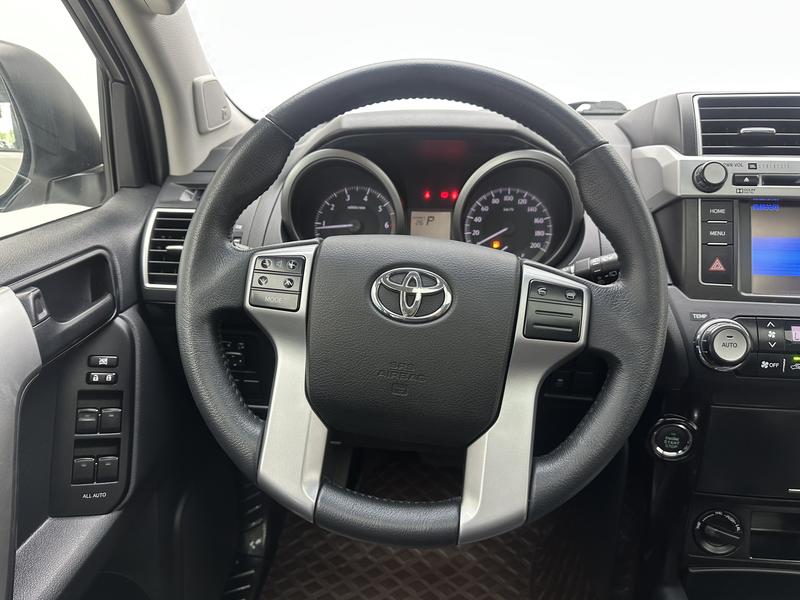 Toyota Prado 2016