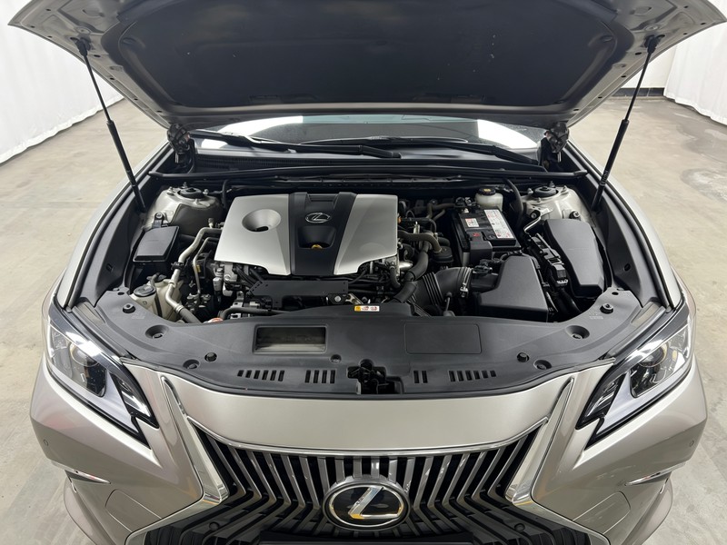 Lexus Lexus ES 2020