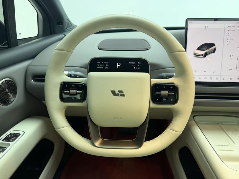 Li Auto Ideal i6 2025