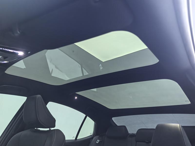 Toyota Camry 2024