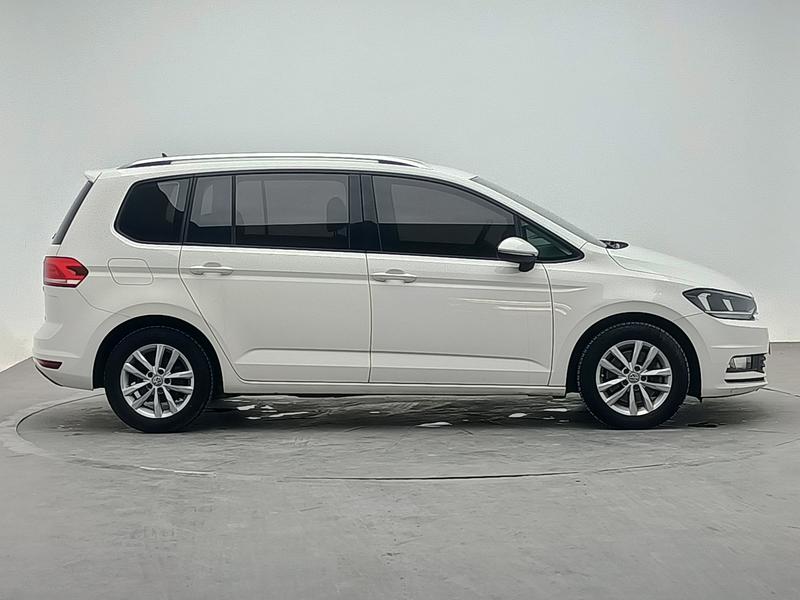 Volkswagen Touran L 2016