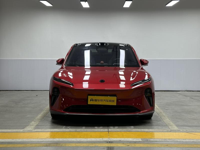 NIO NIO ET5 2024