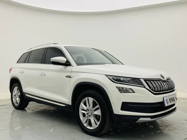 Skoda Kodiak Facelifted ZI330 5-seater two-wheel drive luxury premium edition Country VI