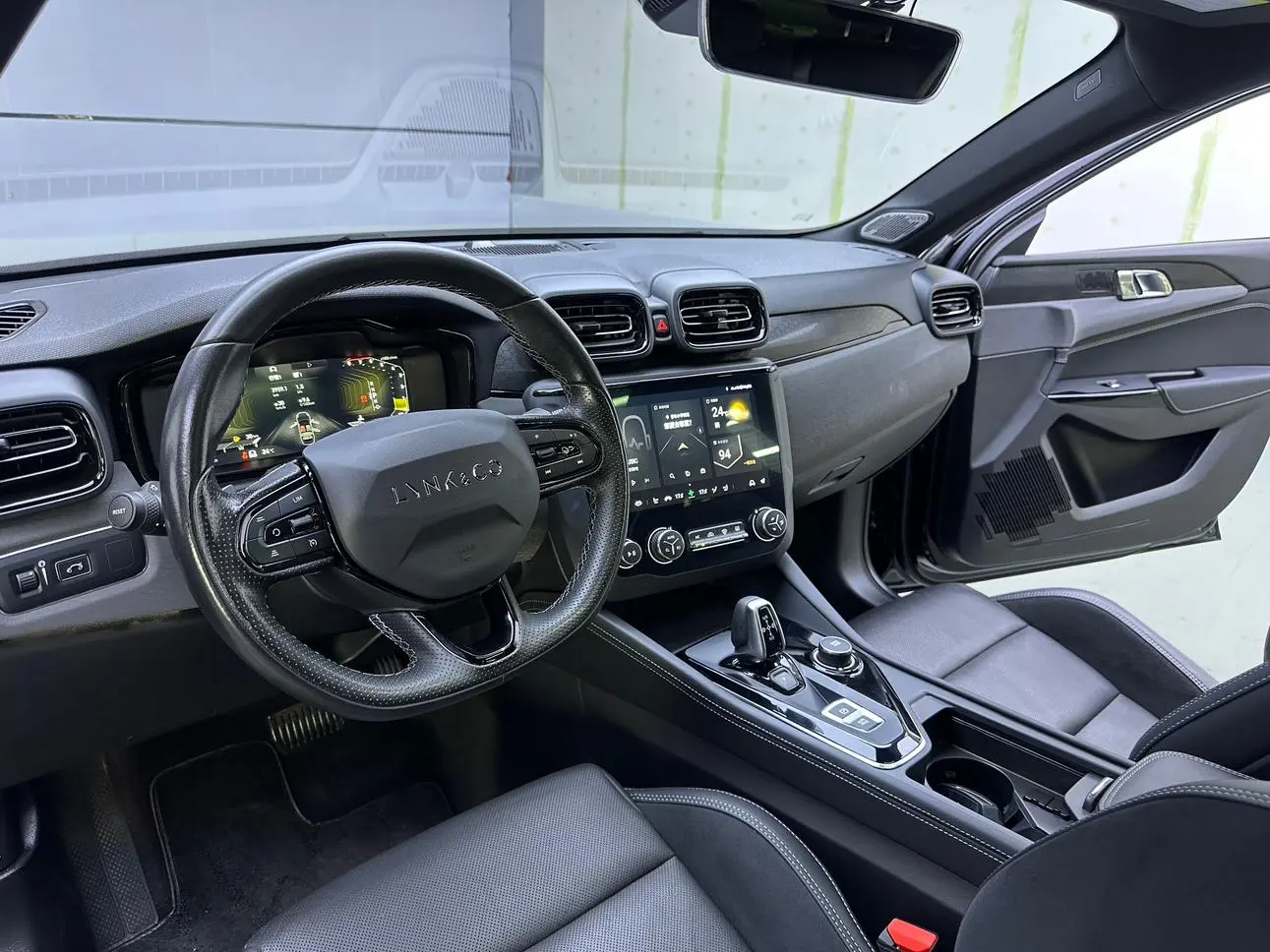LYNK & CO Lynk 03 1.5TD DCT Jin Pro