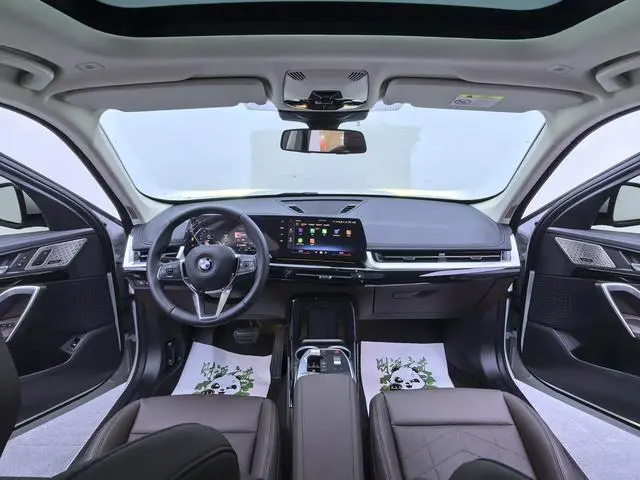 BMW BMW X1 sDrive25Li X design set