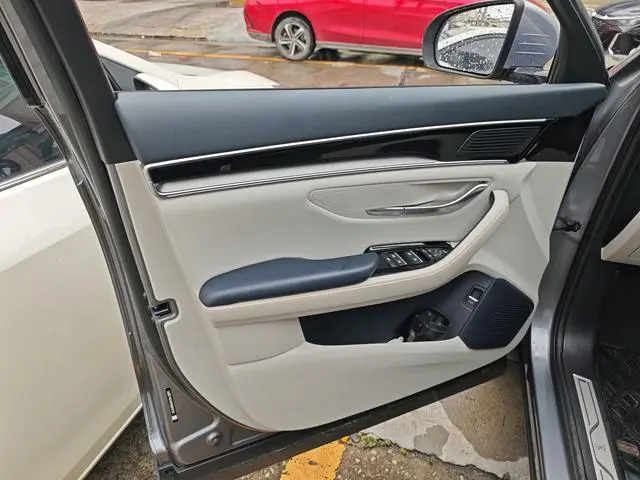 BYD Song PLUS DM DM-i 110KM two-wheel drive flagship PLUS