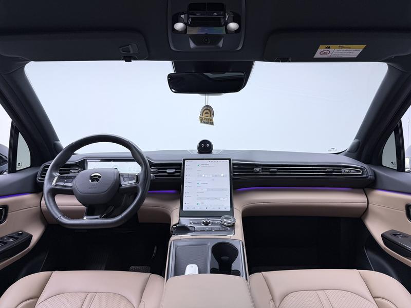 NIO NIO ES6 2020