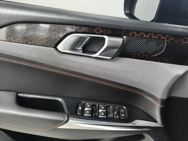 LYNK & CO Lynk 03 1.5TD DCT Jin Pro Version