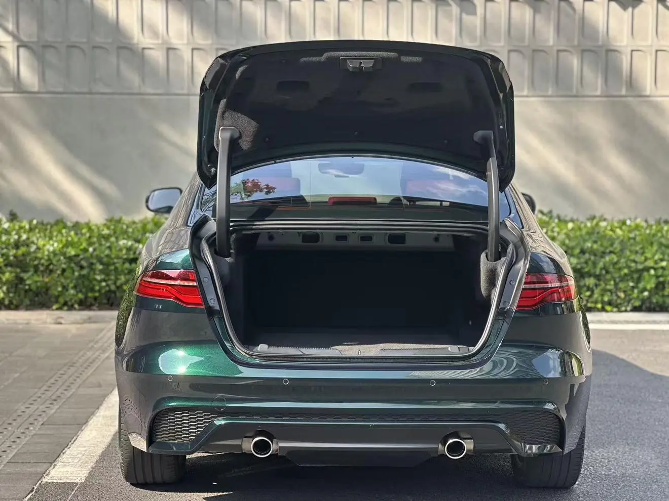 Jaguar Jaguar XEL 2.0T 250PS R-DYNAMIC S Enterprising Sports Edition
