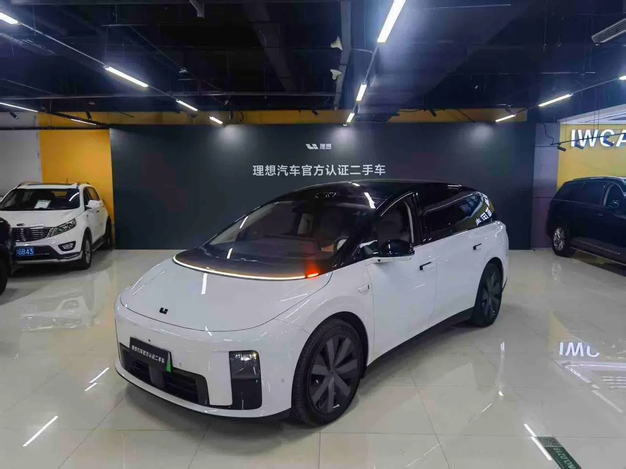 Li Auto Ideal i8 Standard edition