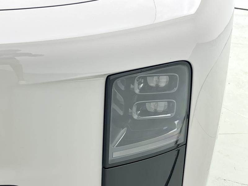 Li Auto Ideal i6 2025